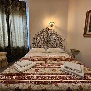 Antiche Memorie-eleganza E Confort In Centro Citta Apartment